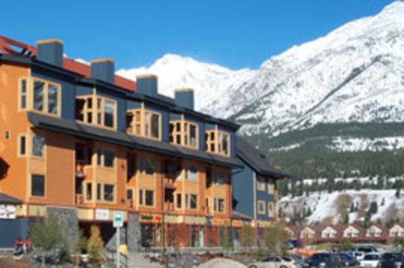 Canmore Crossing المظهر الخارجي الصورة